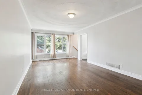 158 Rodda Blvd, Toronto, ON M1E 2Z9