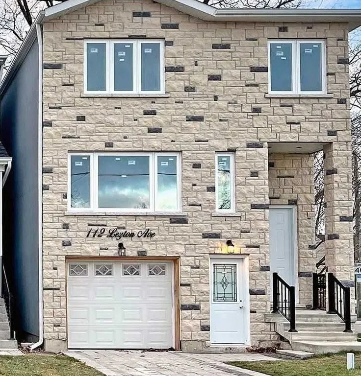 112 Leyton Ave, Toronto, ON M1L 3T8