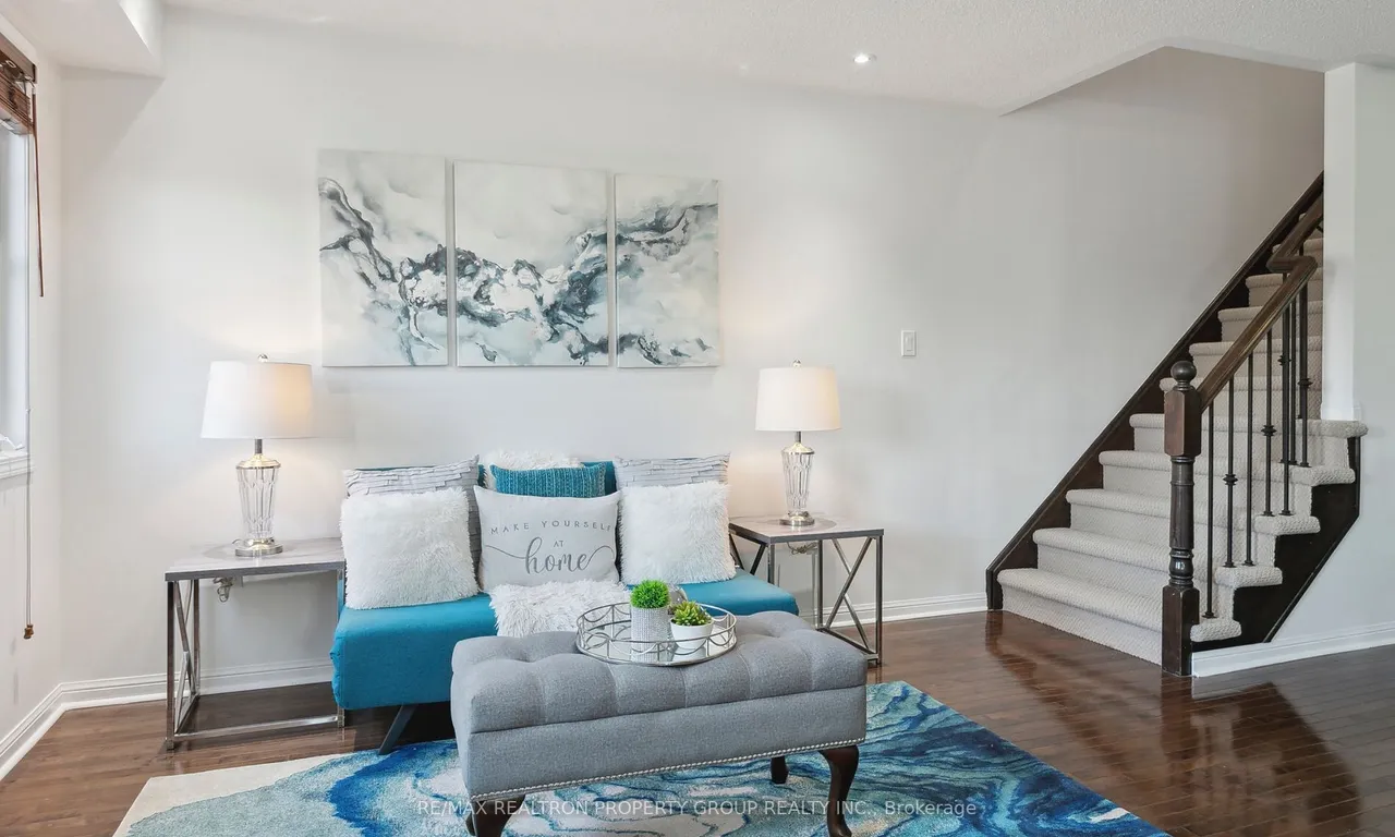 34 Ecopark Gate, Toronto, ON M1B 6G8