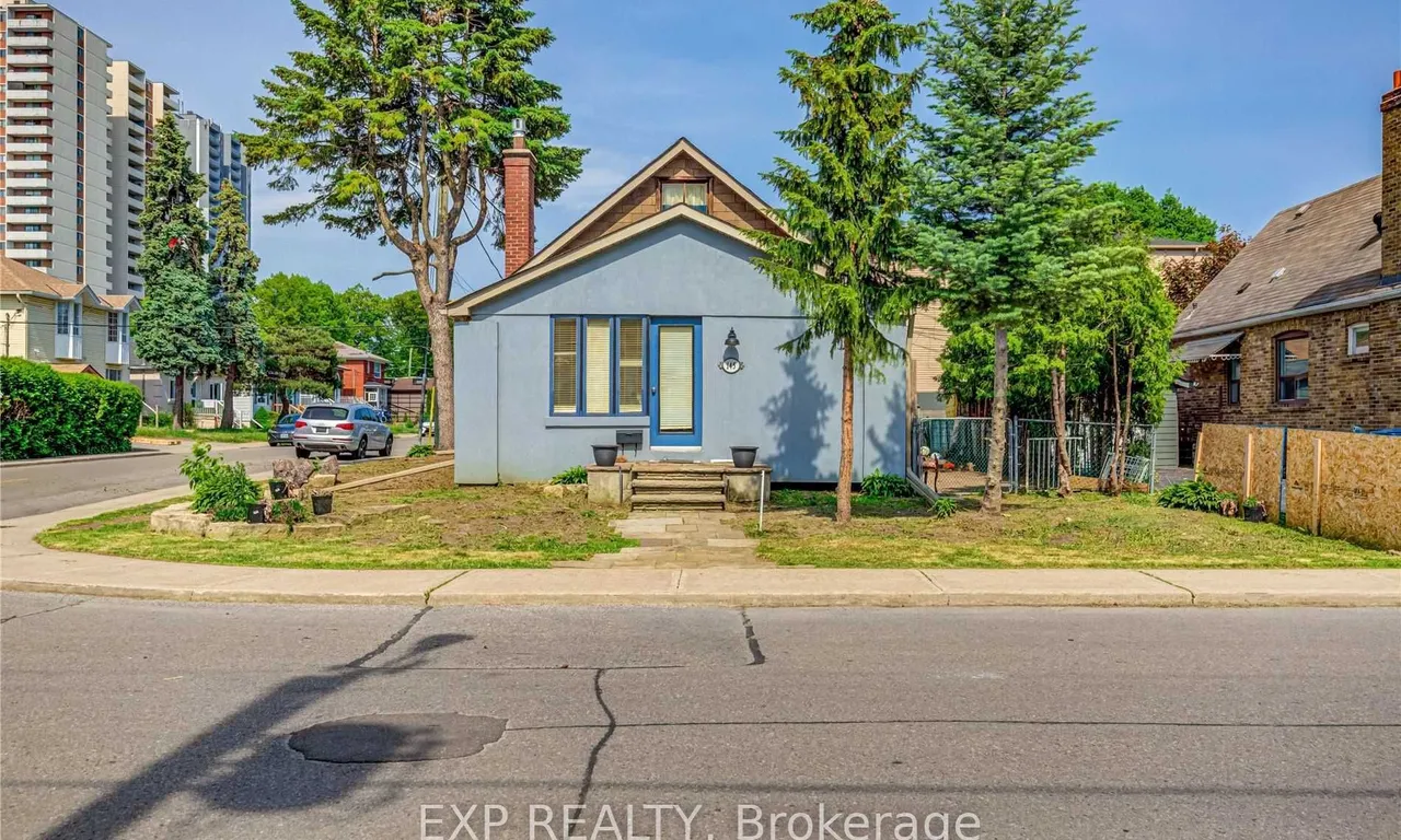 145 Leyton Ave, Toronto, ON M1L 3V3