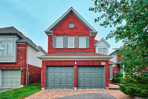 25 Dalebrooke Cres, Whitby, ON L1P 1P1