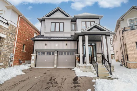 259 Fleetwood Dr, Oshawa, ON L1K 3E8