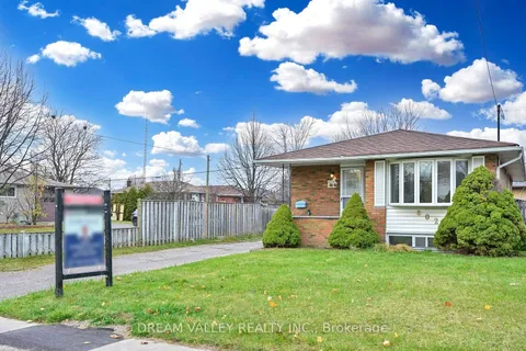 602 Gibb St, Oshawa, ON L1J 1Z5
