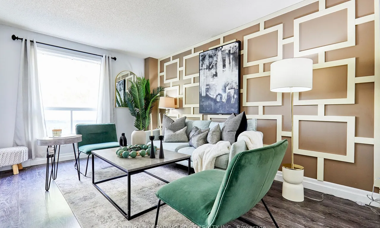 324 Elgin St, Oshawa, ON L1J 2P3