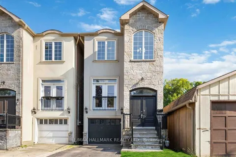 1A Ardell Ave, Toronto, ON M1L 1K7