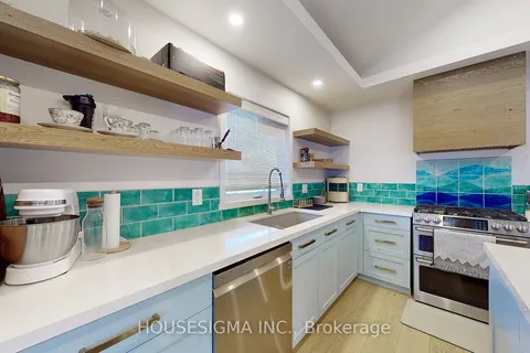 745 Marksbury Rd, Pickering, ON L1W 2T5