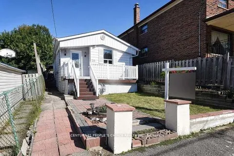 20 Butterworth Avenue, Toronto, ON M1L 1H1