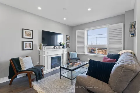 130 Bonspiel Dr, Toronto, ON M1E 5K5