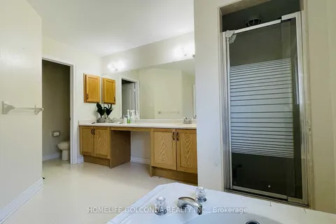 1715 Maple Hill Crt, Pickering, ON L1X 2T4