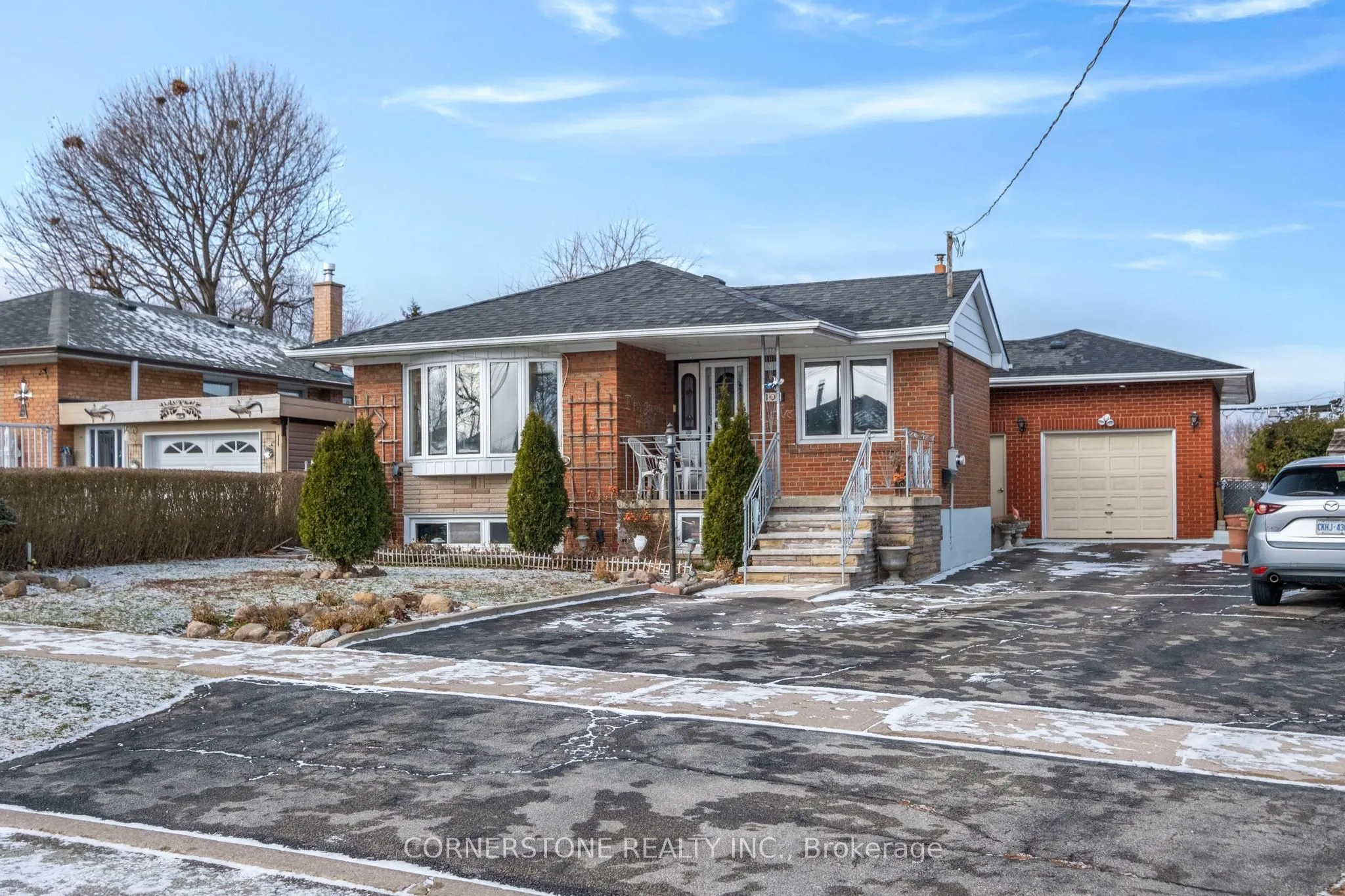 102 Jarwick Drive, Toronto, ON M1H 2H4