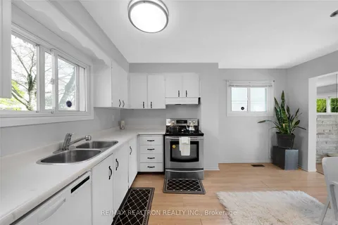47 Wishford Drive, Toronto, ON M1B 2T2