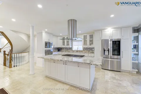 353 Old Harwood Ave, Ajax, ON L1Z 1K2