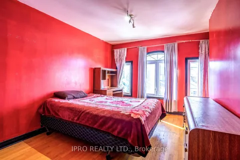 43 Byng Ave, Toronto, ON M1L 3N5
