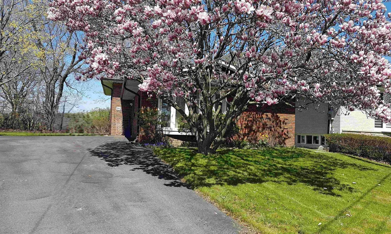 36 Cavehill Cres, Toronto, ON M1R 4P9