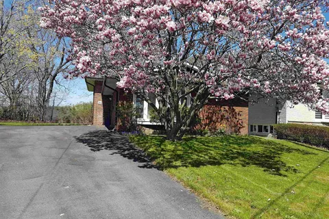 36 Cavehill Cres, Toronto, ON M1R 4P9