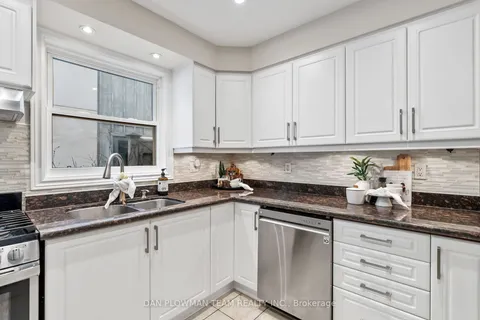 21 Aberdeen St, Oshawa, ON L1G 2E5