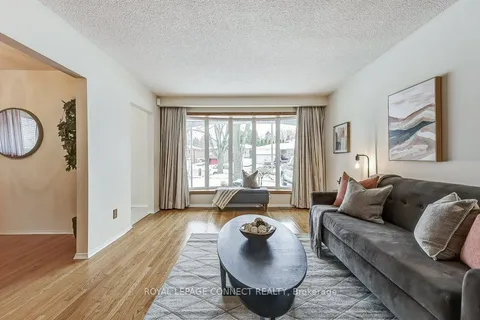 19 Rodarick Dr, Toronto, ON M1C 1W4