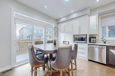 524 Coronation Rd, Whitby, ON L1P 0N5