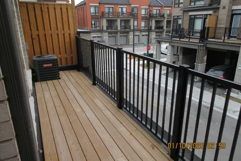 8 Dallotto Lane, Ajax, ON L1S 7J3