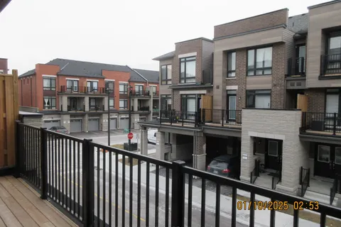 8 Dallotto Lane, Ajax, ON L1S 7J3