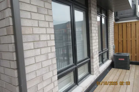 8 Dallotto Lane, Ajax, ON L1S 7J3