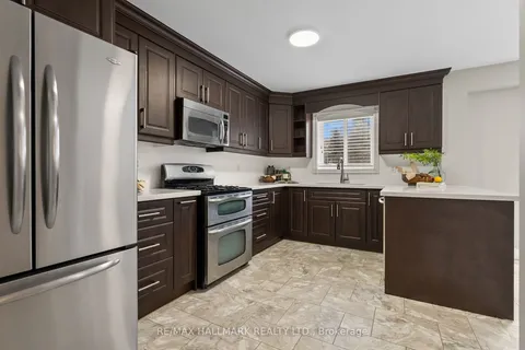 45 Guildwood Dr, Clarington, ON L1C 5C7