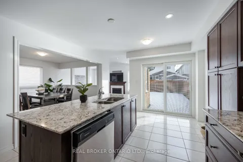 1485 Dunedin Cres, Oshawa, ON L1K 0T9