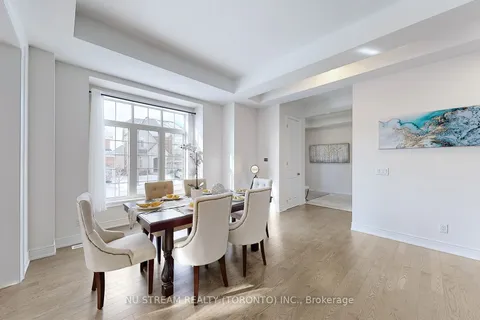 72 St Ives Cres, Whitby, ON L1P 0C5