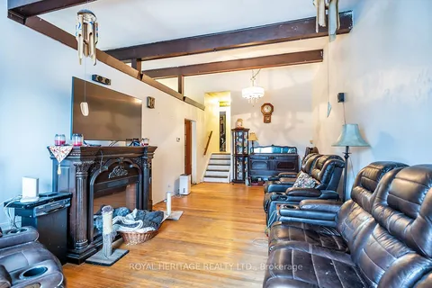 1281 Haller Ave, Pickering, ON L1W 1H7