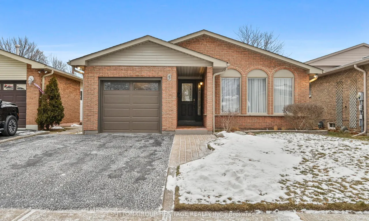 5 Swanston Cres, Ajax, ON L1S 3J5
