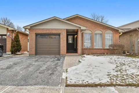 5 Swanston Cres, Ajax, ON L1S 3J5
