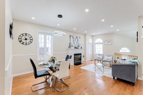 1073 Mountview Dr, Oshawa, ON L1K 2L3