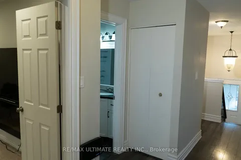 962 Central Park Blvd, Oshawa, ON L1G 6P2