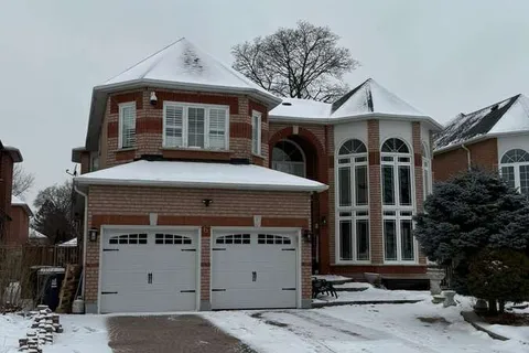 6 Devonridge Crescent, Toronto, ON M1C 5B1