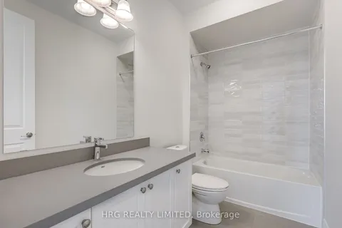 76 Deer Ridge Cres, Whitby, ON L1P 0P2