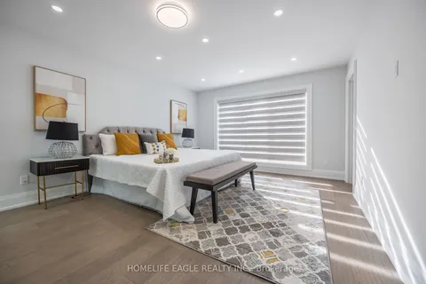 268A Kennedy Rd, Toronto, ON M1N 3P5