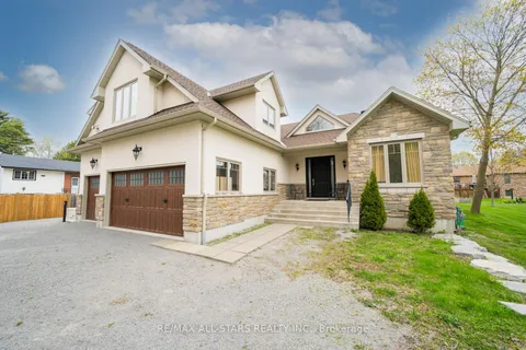 5023 Franklin Street, Pickering, ON L1Y 1B4