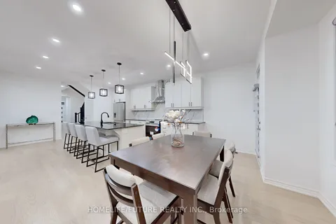 1415 Swallowtail Lane, Pickering, ON L1X 0N8