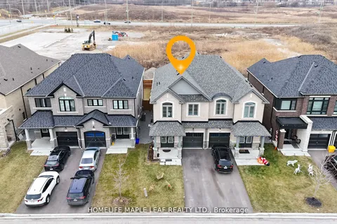 48 Peter Hogg Crt, Whitby, ON L1P 0N2