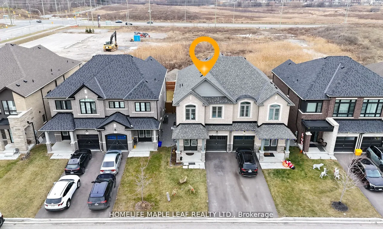 48 Peter Hogg Crt, Whitby, ON L1P 0N2