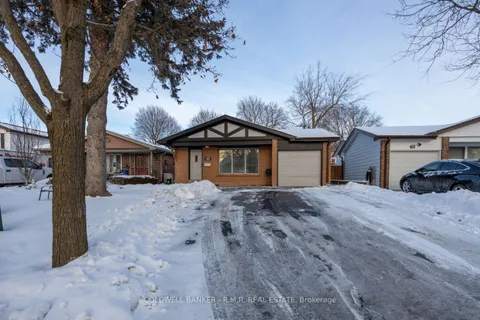 415 Safari Dr, Oshawa, ON L1K 1B5