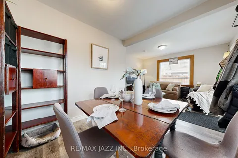 656 Hortop St, Oshawa, ON L1G 4N5