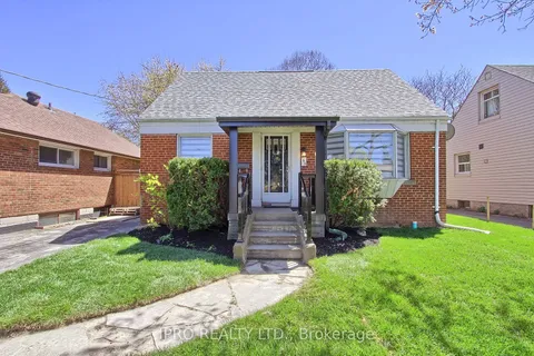 165 Ellesmere Rd, Toronto, ON M1R 4C7
