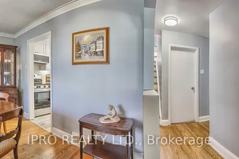 165 Ellesmere Rd, Toronto, ON M1R 4C7