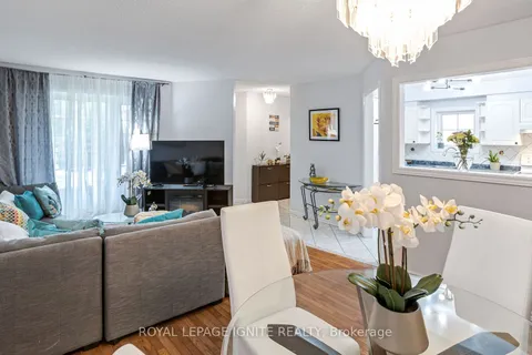 34 Mandrake St, Ajax, ON L1S 5H5