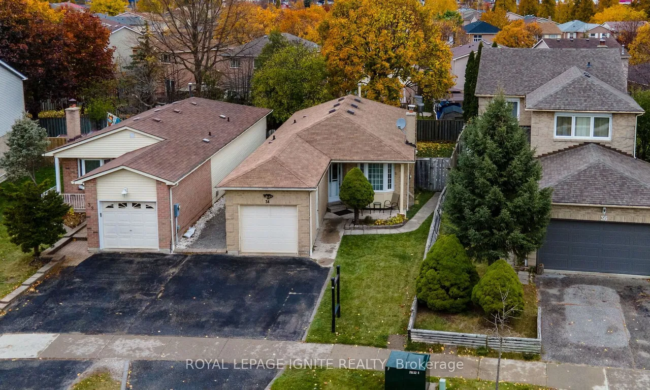 34 Mandrake St, Ajax, ON L1S 5H5