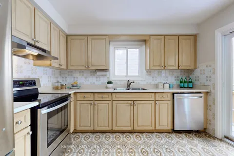 35 Orchard Park Dr, Toronto, ON M1E 3T6