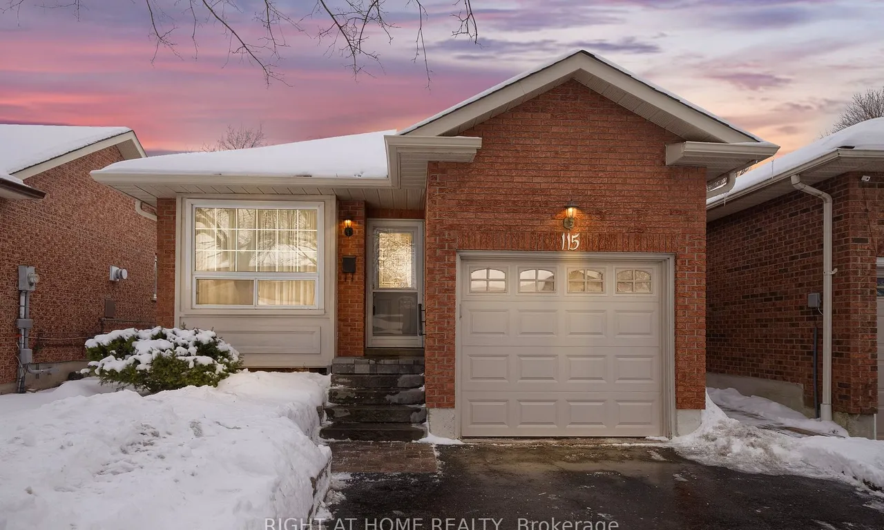 115 Ribblesdale Dr, Whitby, ON L1N 7K2