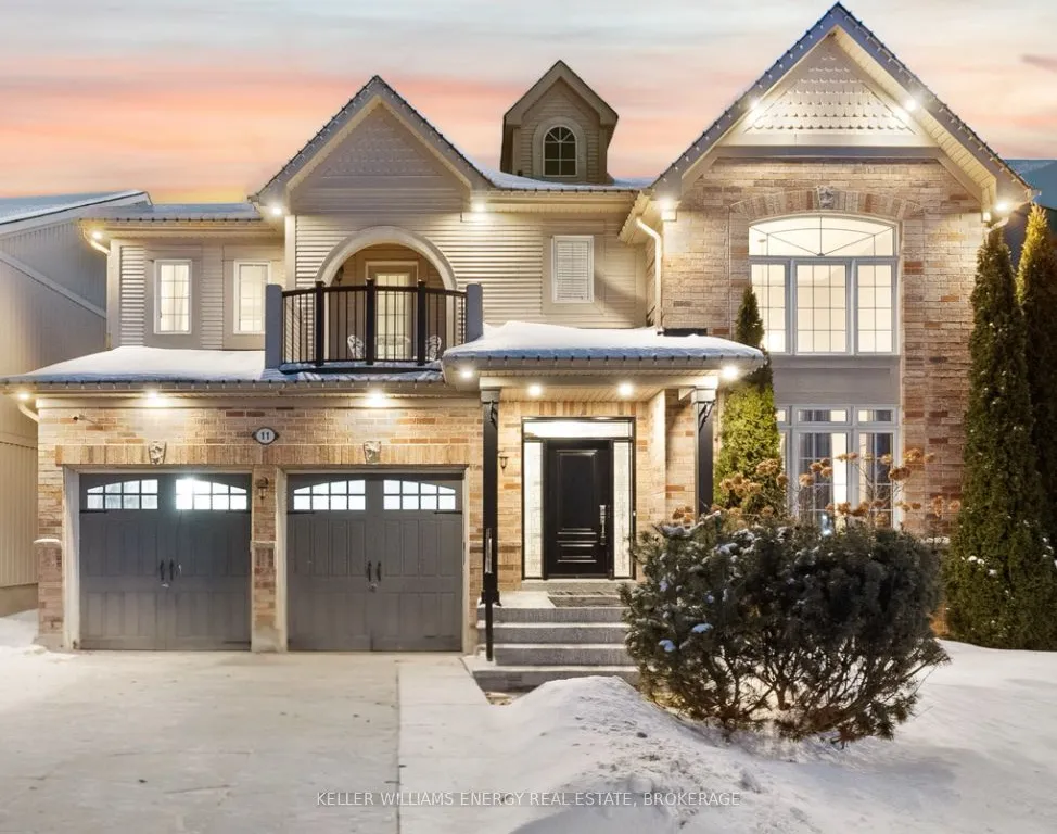 11 Brough Crt, Clarington, ON L1C 0B7