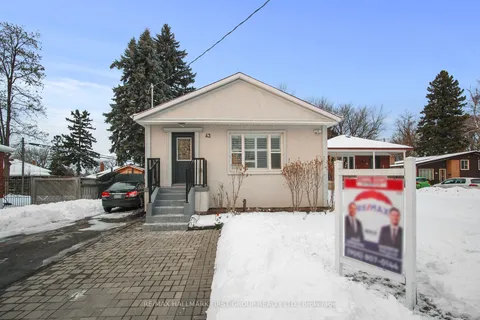 43 Benlight Cres, Toronto, ON M1H 1P4